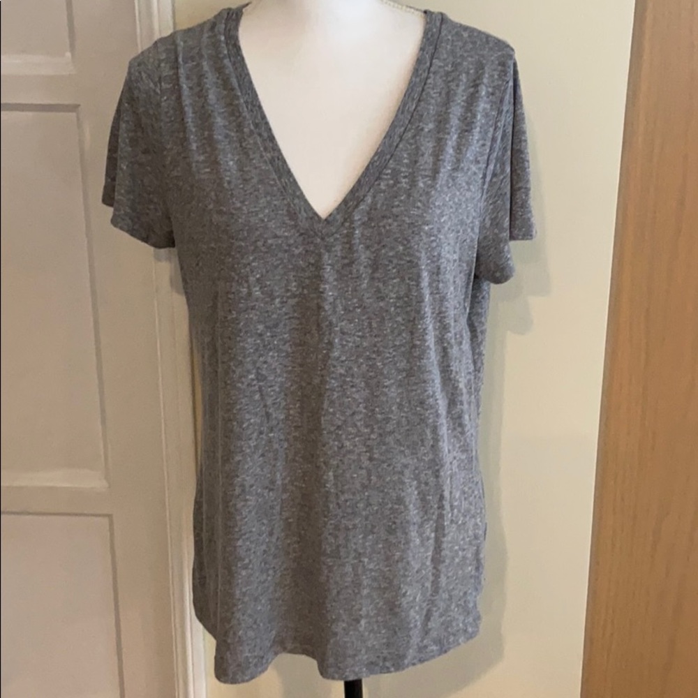 Mossimo grey v neck T-shirt xl